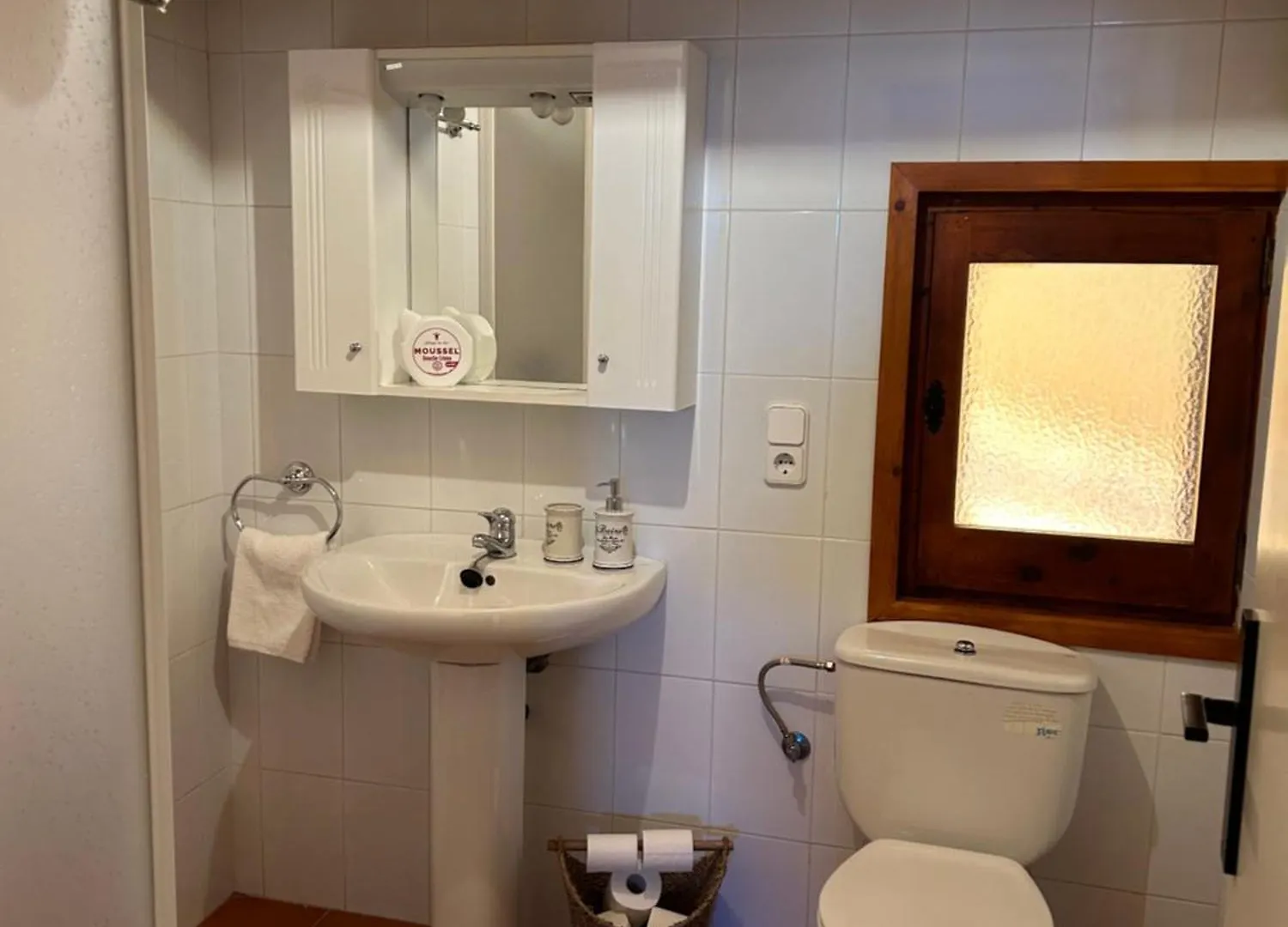 Casa Tapiolas Rectoria Mollo 0*,