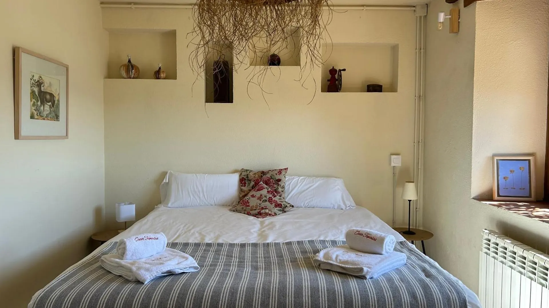 Casa Tapiolas Rectoria Mollo 0*,  Spain