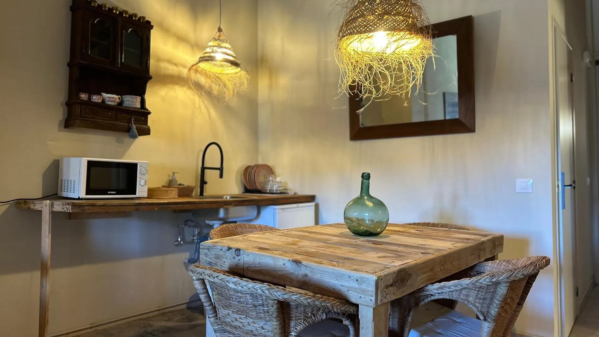 Casa Tapiolas Rectoria Mollo Country house
